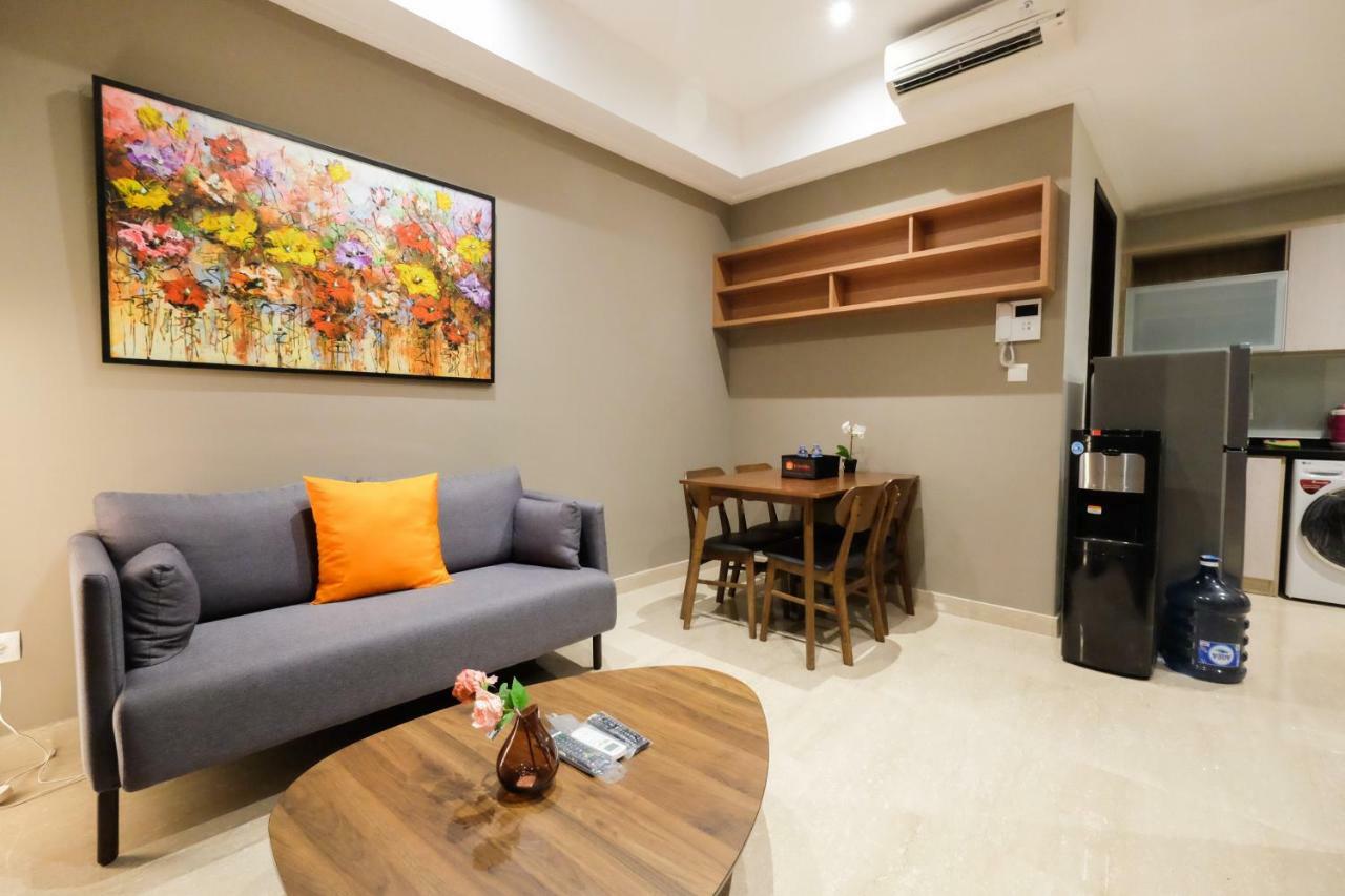 Comfortable And Modern 2Br Menteng Park Apartment By Travelio Jakarta Eksteriør billede