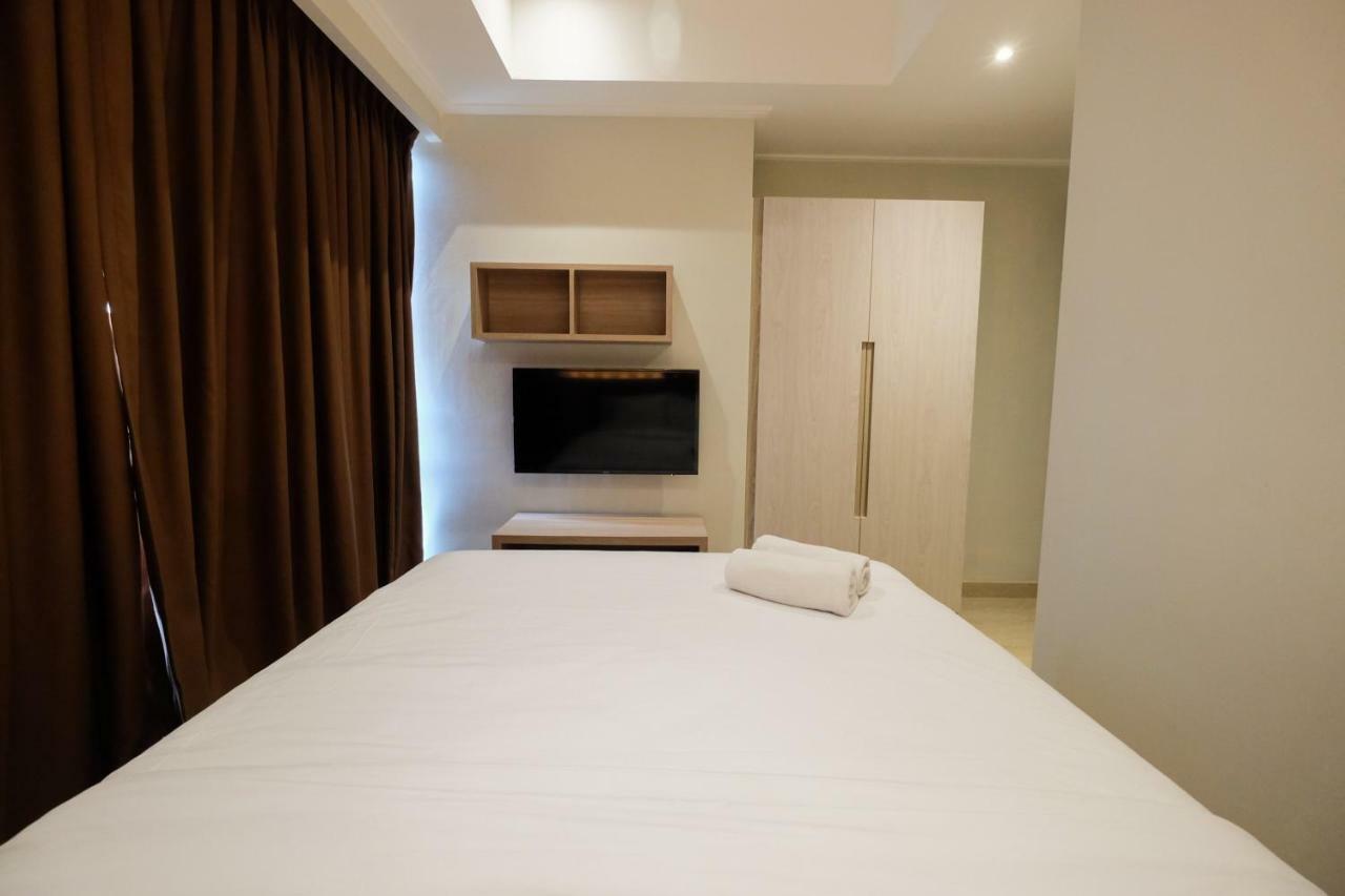 Comfortable And Modern 2Br Menteng Park Apartment By Travelio Jakarta Eksteriør billede